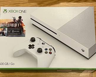 Microsoft Xbox One S 500GB Battlefield 1 Bundle in open box