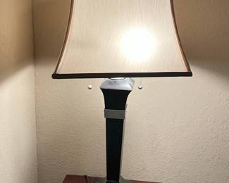 Contemporary Style Table Lamp with Dual Pull-Chain Switches
