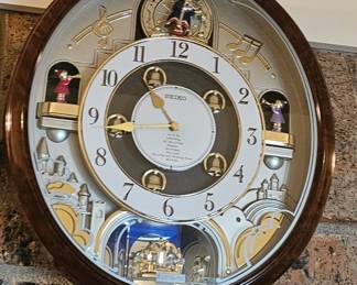 musical wall clock