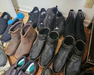 a glimpse at the shoes, lots more were that coame from