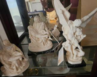 Greek figurines 