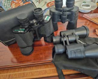 Binoculars 