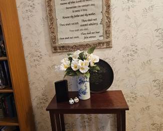 hallway table