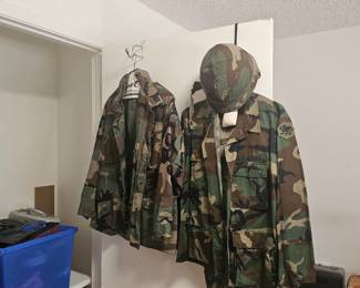 Military clothing 