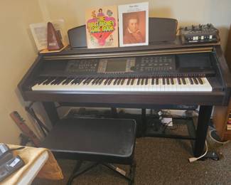 Yahmaha Clavinova, electric piano