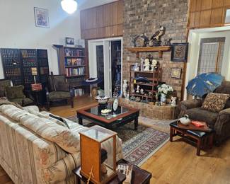 view into the living room