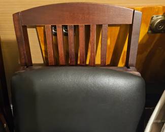 folding chairs and table 