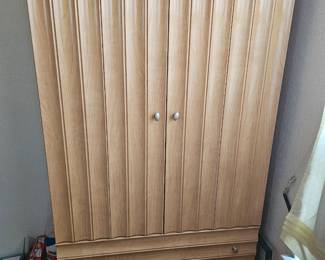 Mid-century hutch