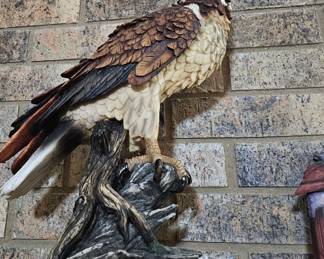 Large Eagle, he has more friends