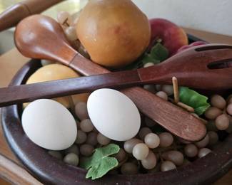 Retro fruit bowl 