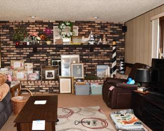 325Family Room