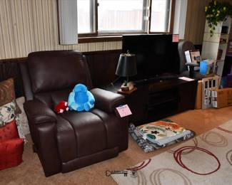 370Family Room