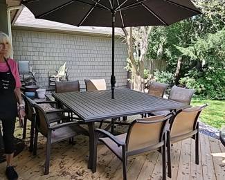 HUGE PATIO SET