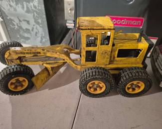 VINTAGE TONKA ROAD GRADER