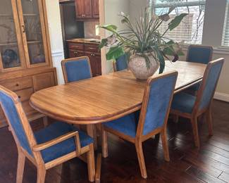 MCM Oak Table and 6 Six Chairs