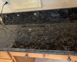 Kitchen Desk 45,5" wide, 46" deep, 33,5" tall, top cabinet 43" wide, 46" tall, 13" deep $300