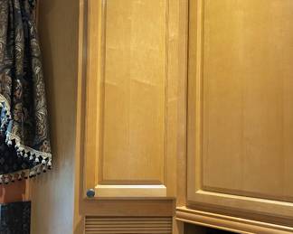 Corner Cabinet 60" tall