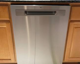 GE Dishwasher 24" wide $300