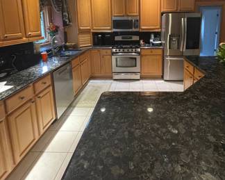 L Shape Kitchen Solid Wood Maple Cabinets with Volga Blue Granite Counter Top & Backsplash $3000