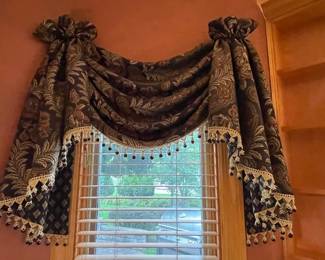 Custom Valance 1 of 2 36" wide, 34" long above 22" wide window $60 each