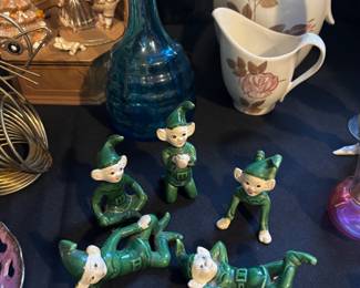 Festive elves