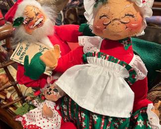 Numerous Annalee Dolls