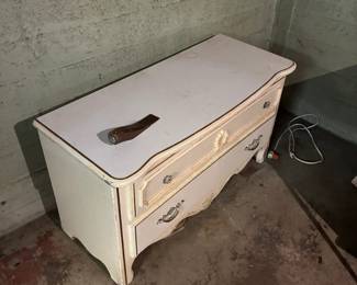 dresser