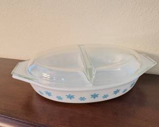 vintage Pyrex Turquoise Snowflake Divided Casserole