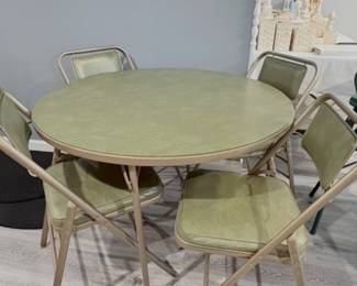 Vintage mid-century modern table -4 Chairs