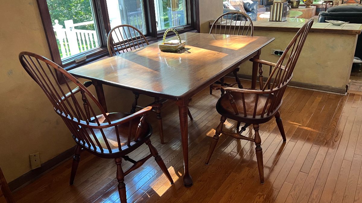 J Brown custom Dining table and 4 sack-back Windsor chairs