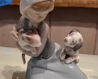 Llardo, Little Friskies