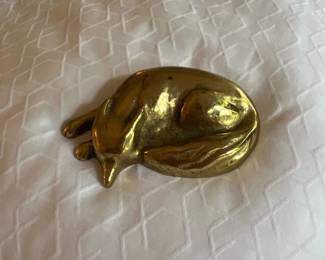 Brass fox