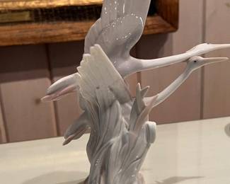 NAO Llardo, CRANES IN FLIGHT