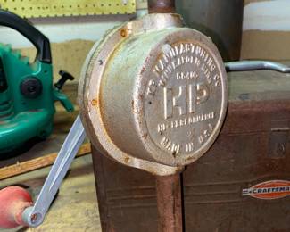 Hand Crank Barrel Pump