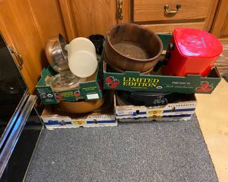 kitchen pots pans