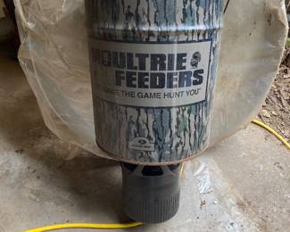 Wildlife Feeder