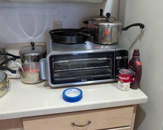Kitchen Appliances and Cookware