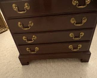 Wooden 4-drawer cabinet