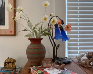 J Harvey Navajo vase, Meyda tiffany pond lily accent lamp