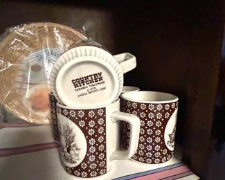 set of vintage mugs circa 1978