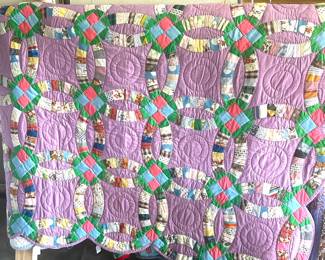 Double Wedding Ring quilt