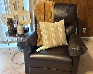 leather like lift chair