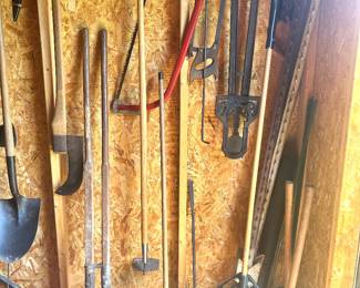 yard tools, dehorning clipper