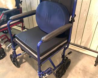transport wheelchairs