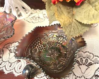 vintage Northwood amethyst carnival glass bowl