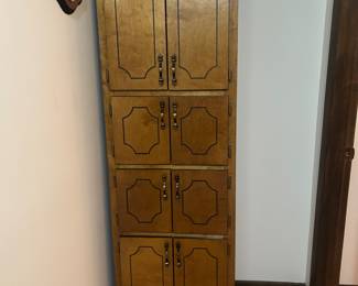 8 door cabinet