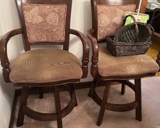 nice swivel barstools