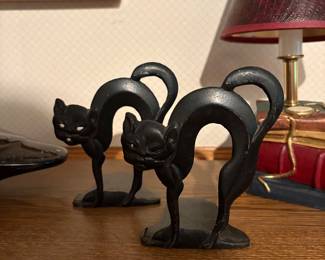 Iron Scary Cat Book End, Vintage 