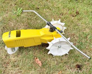 77 NelsonRainTrainTravelingSprinklerHeavyYellowCastIron