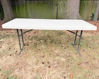 68 LifetimeFoldingPlasticTable